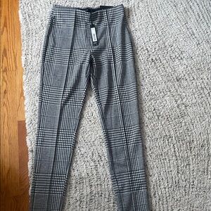 Tahari Men's Black and White Plaid Dress Pants